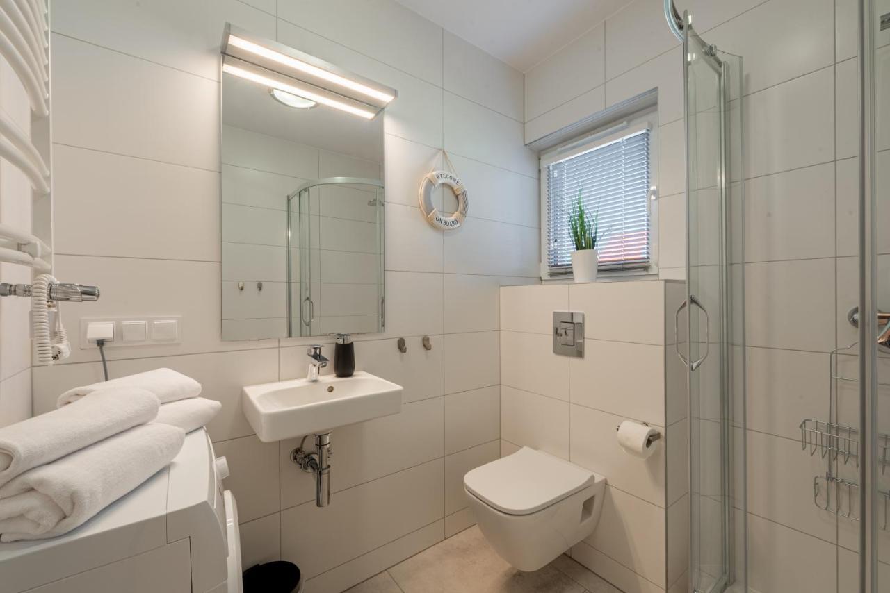 Apartamenty Sun Seasons 24 - Zaciszna Niechorze Exteriör bild